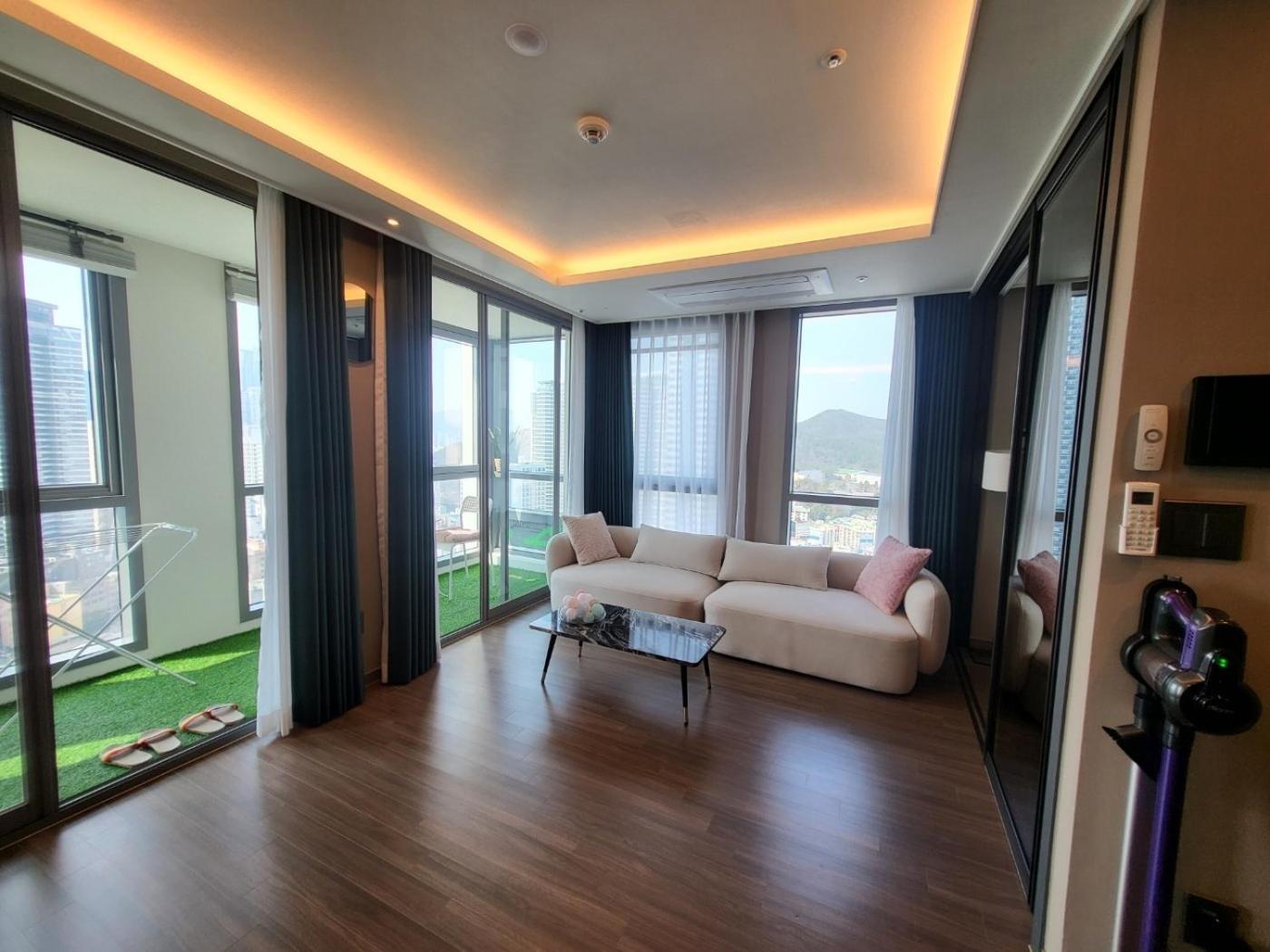 Elbon The Stay Haeundae Beach Ocean View Ciudad Metropolitana de Ciudad Metropolitana de Busan Exterior foto